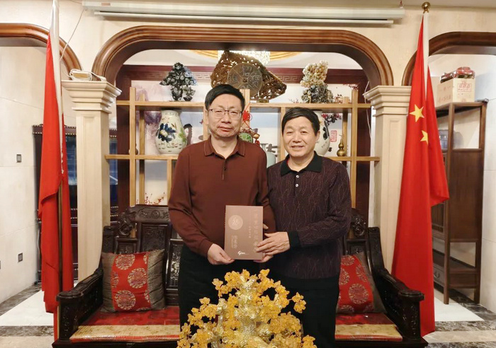 绽放在地标领域的铿锵玫瑰